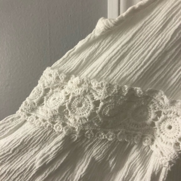 White Lacey Cold Shoulder Romper - Picture 3 of 4